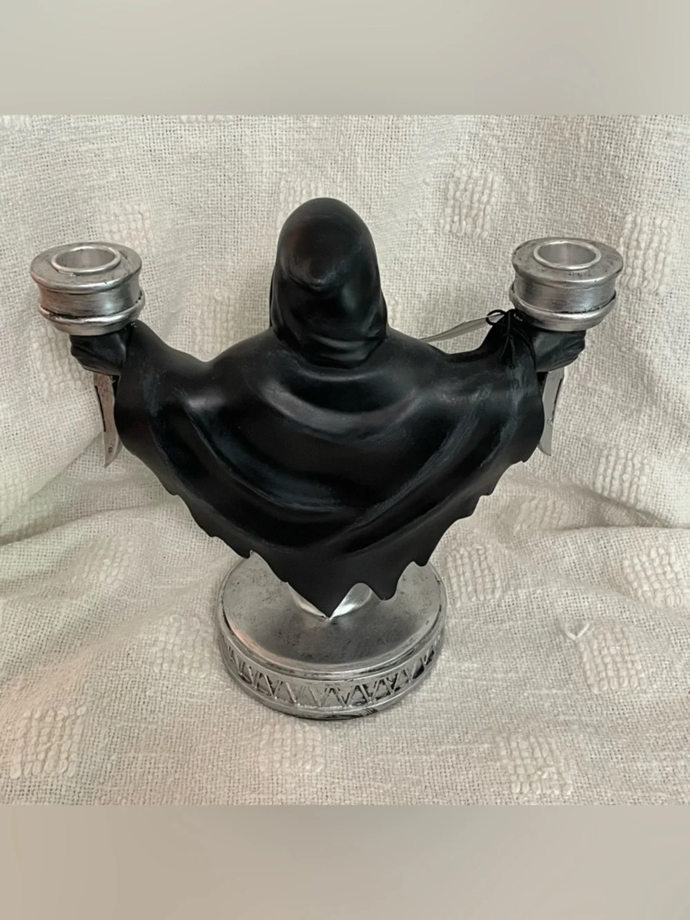Scream / Ghostface‎ Candelabra from Spirit Halloween